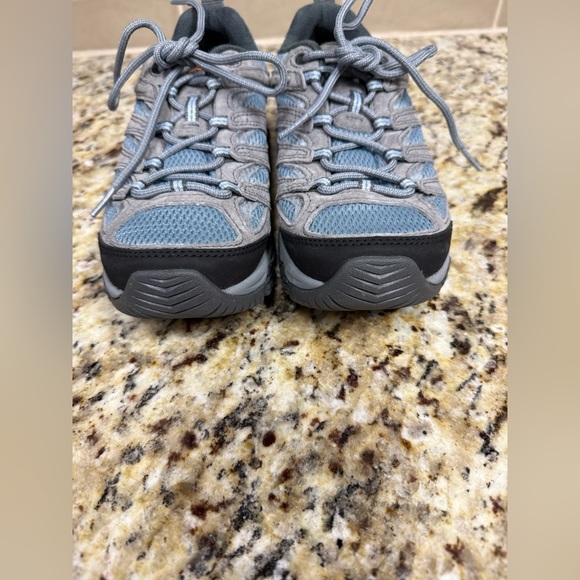 Merrell Moab 3 Woman’s Hiking Shoes NWOT/BOX - Picture 3 of 8